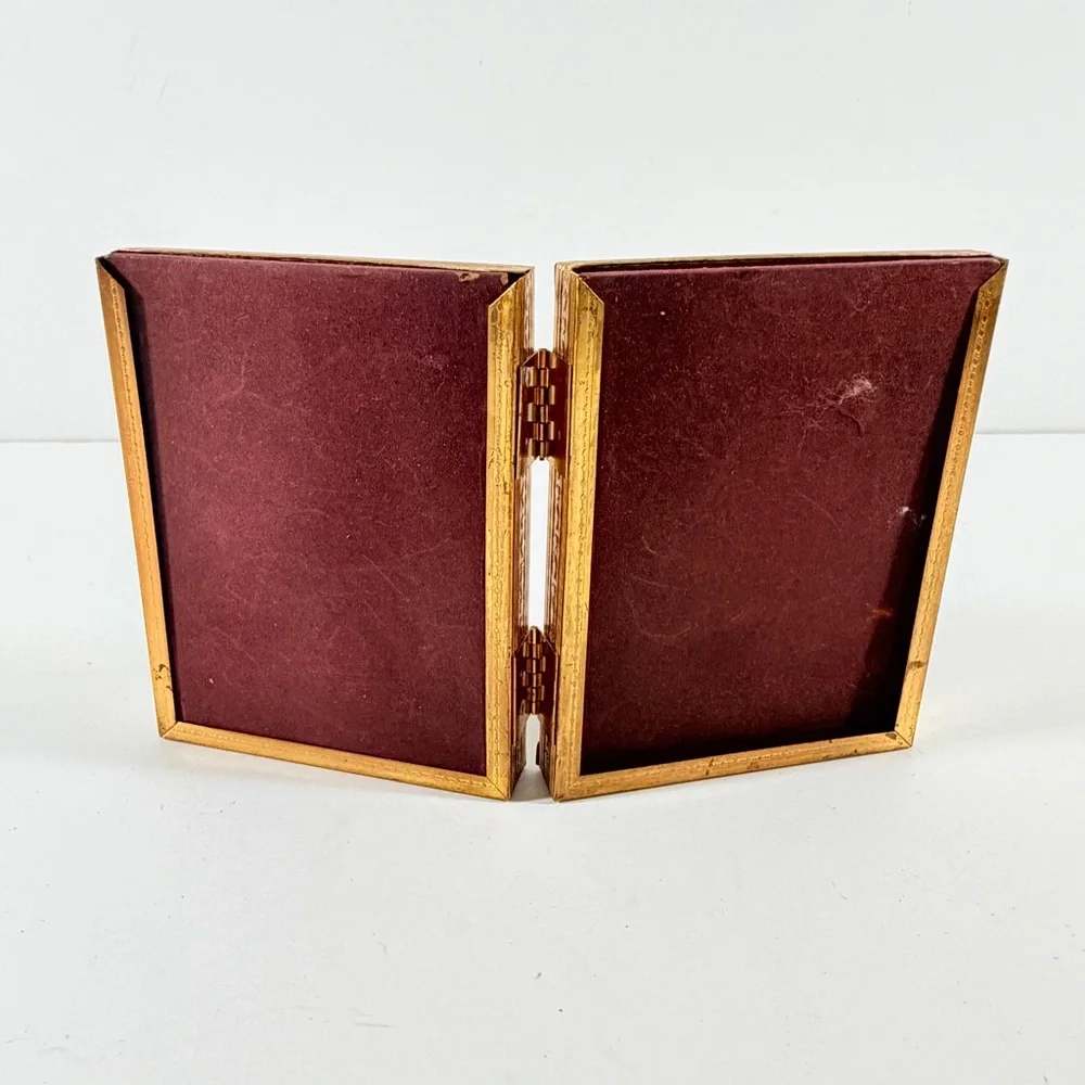 Vtg Victorian Etched Ornate Brass Bi-Fold MCM Photo Picture Frame Velvet Backing